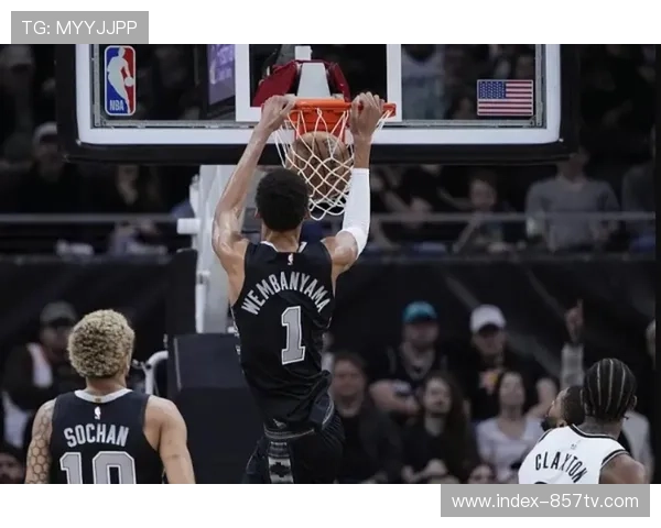 文班亚马的成长轨迹：从NBA杯决赛失利到率队五连胜